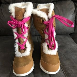DSG girls size 4 winter boot